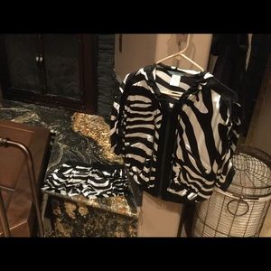 Bebe satin short set